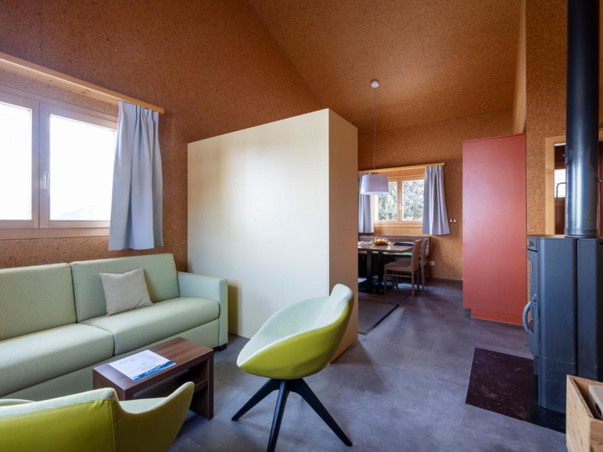 Urmein Holiday Home Komfort Aclas Maiensaess Resort-1 By Interhome מראה חיצוני תמונה